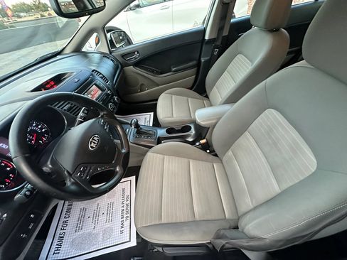 Used 2015 Kia Forte EX w/ UVO Package W/17" Alloys FWD image 32
