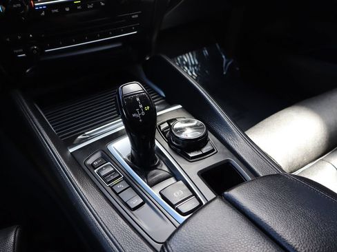 Used 2015 BMW X6 xDrive50i AWD/4WD image 19