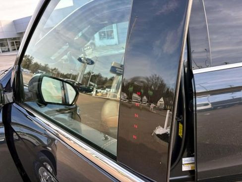 Used 2024 Ford Expedition Max Platinum image 22