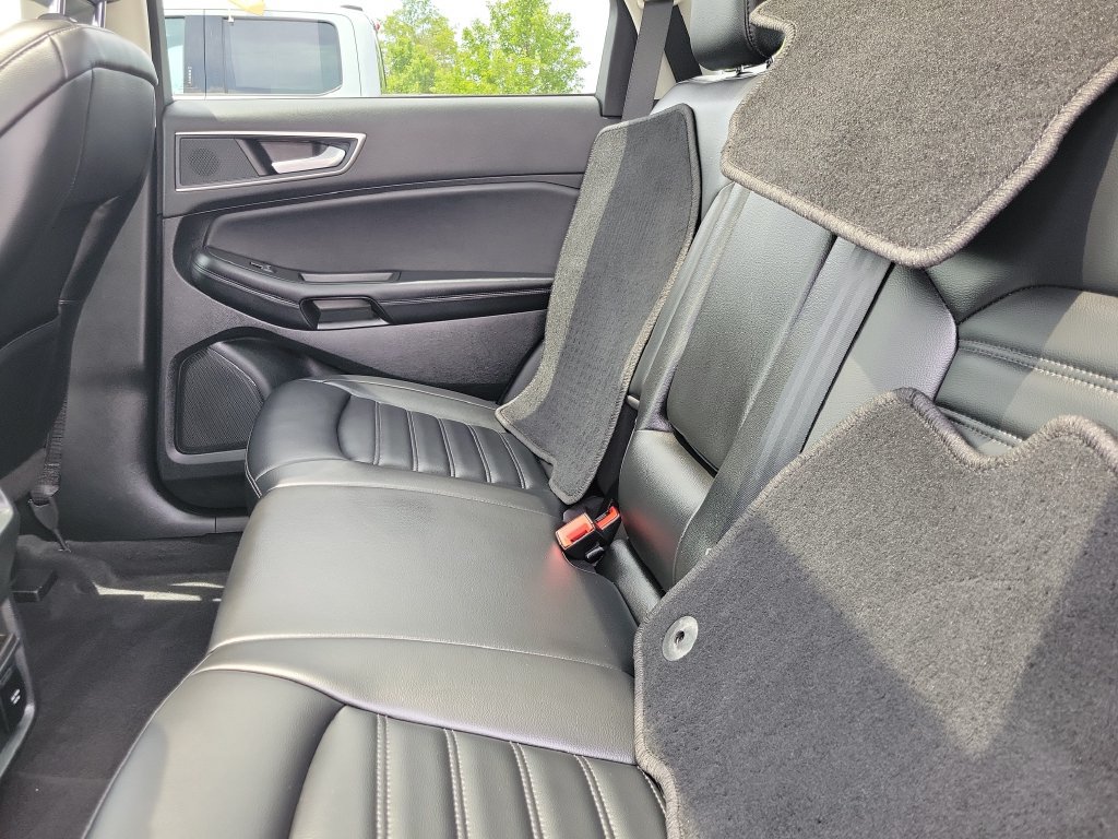 Used 2024 Ford Edge SEL w/ Convenience Package AWD/4WD image 12
