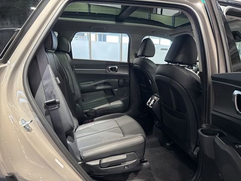 New 2026 Kia Sorento X-Line EX image 24