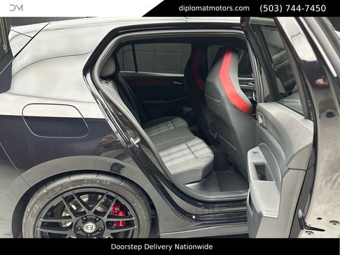 Used 2022 Volkswagen GTI S image 21