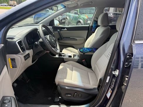 Used 2021 Kia Sportage LX w/ LX AWD Popular Package image 8