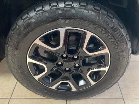 Used 2021 Jeep Compass Trailhawk AWD/4WD image 31