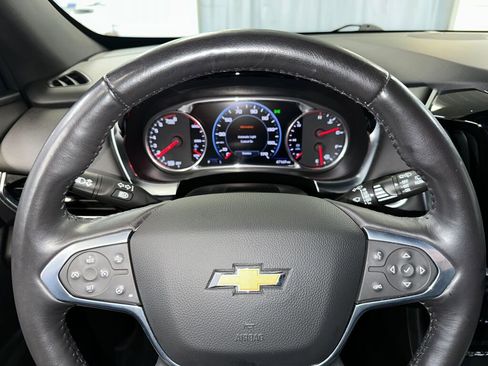 Certified 2022 Chevrolet Traverse Premier w/ LPO, Floor Liner Package image 8