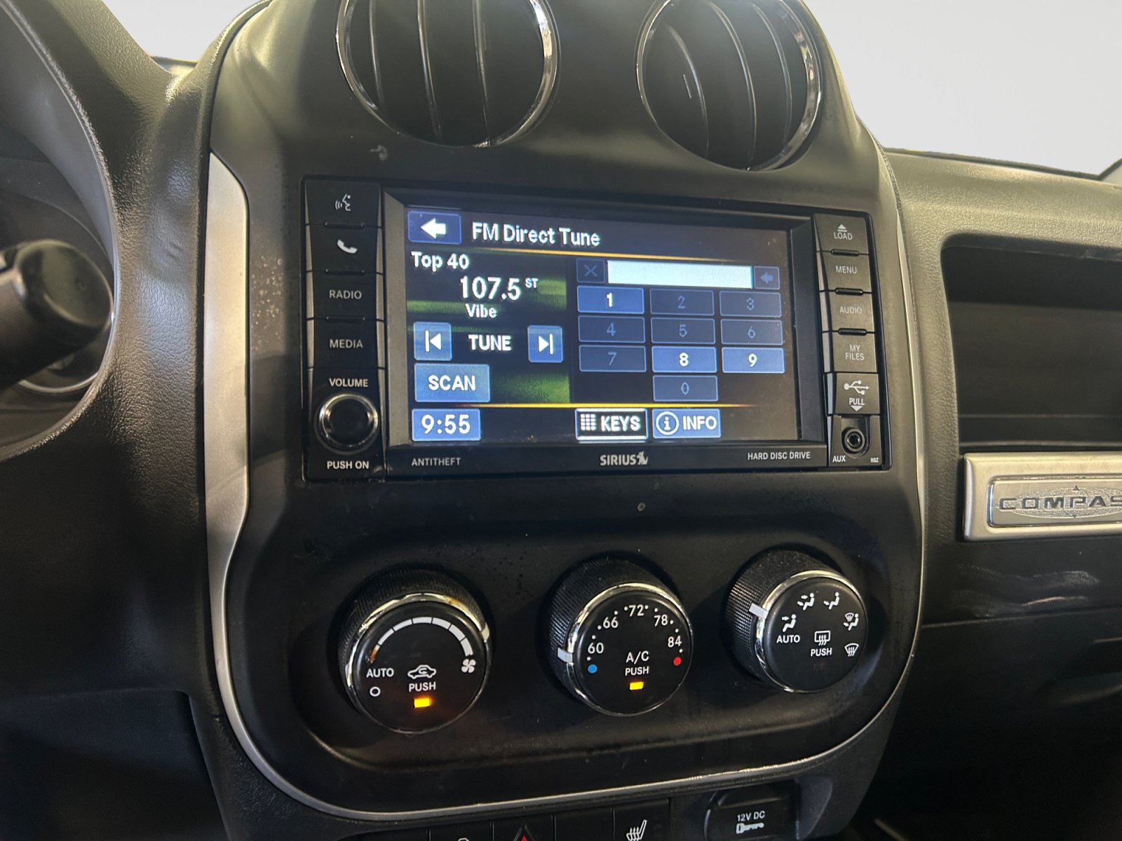 Used 2015 Jeep Compass Limited FWD image 20