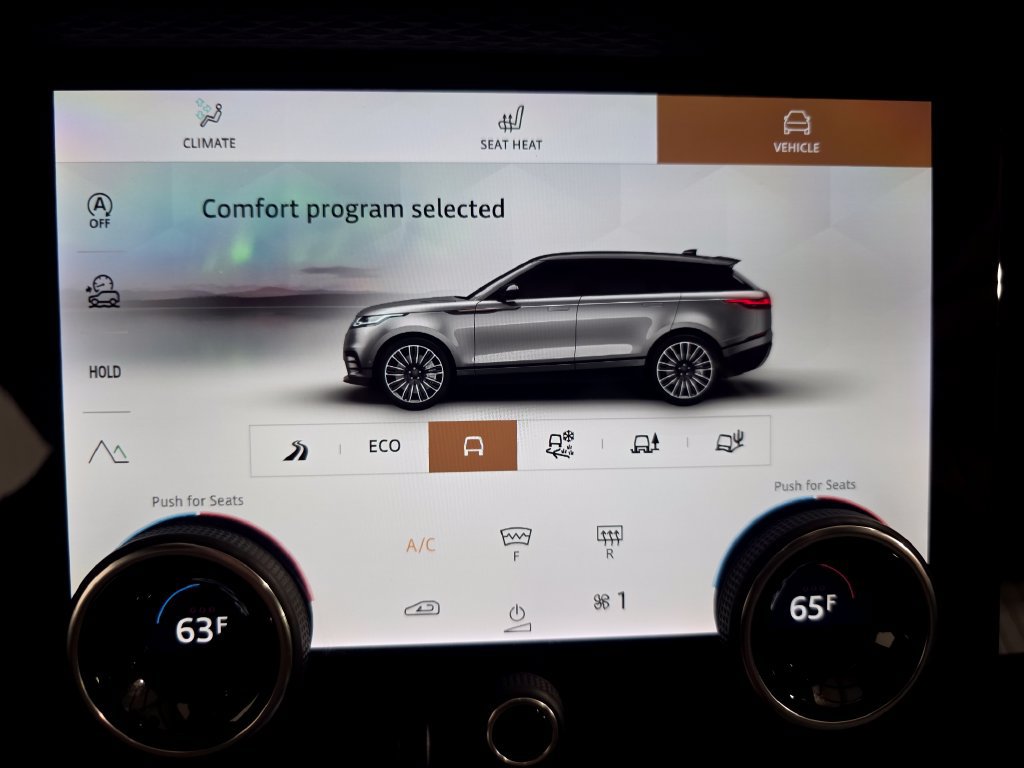 Certified 2023 Land Rover Range Rover Velar S AWD/4WD image 30