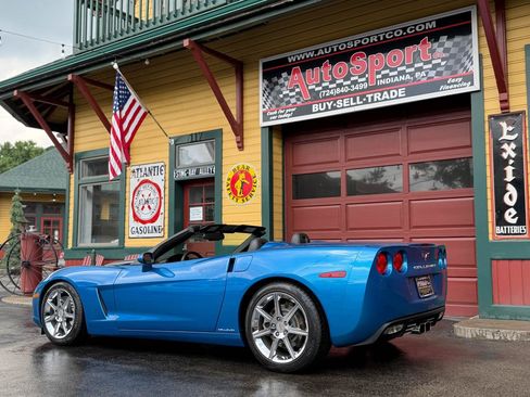 Used 2009 Chevrolet Corvette Convertible w/ Preferred Equipment Group RWD image 17