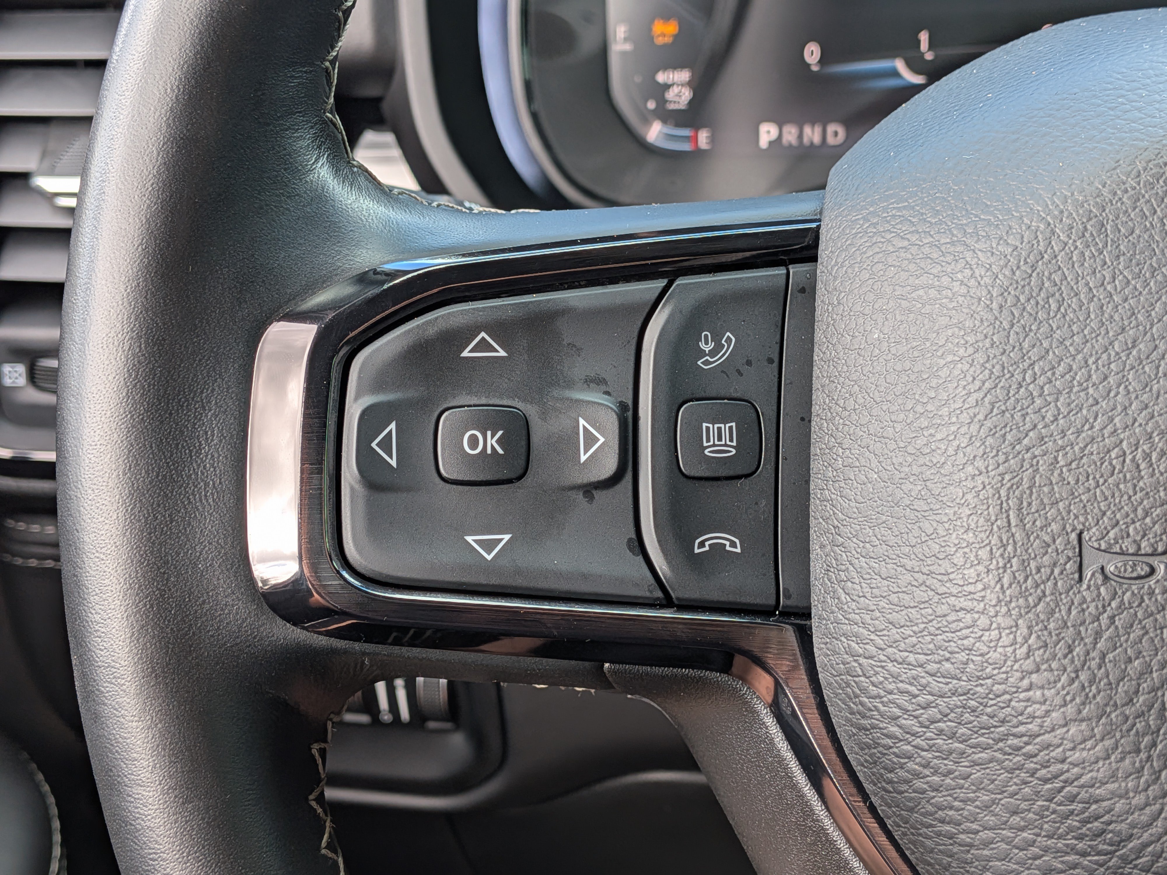 Used 2025 RAM 2500 Limited AWD/4WD image 25