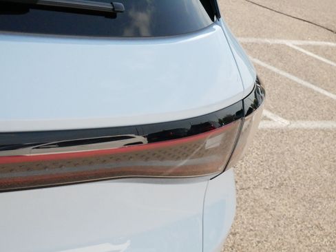 Used 2022 Volkswagen ID.4 Pro S AWD/4WD image 17