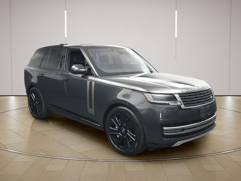 Used 2023 Land Rover Range Rover SE AWD/4WD image 24