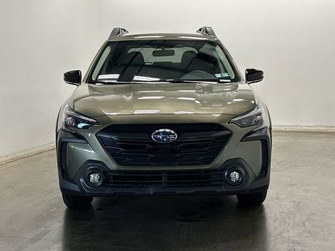 Used 2025 Subaru Outback Premium image 27