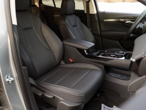 Used 2025 Buick Envision Preferred image 35