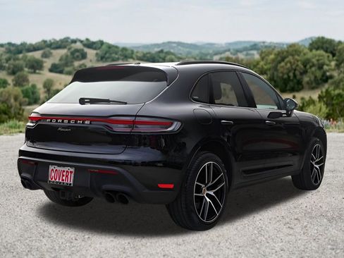 Used 2025 Porsche Macan AWD/4WD image 4