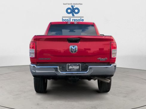 Used 2024 RAM 2500 Big Horn w/ Bed Utility Group image 5