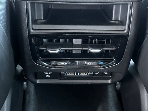 Certified 2022 Jeep Grand Cherokee Limited 4xe w/ Luxury Tech Group II AWD/4WD image 15