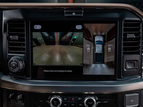 Used 2025 Ford F250 King Ranch w/ Chrome Package image 26