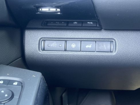 New 2026 Nissan Pathfinder SV image 13