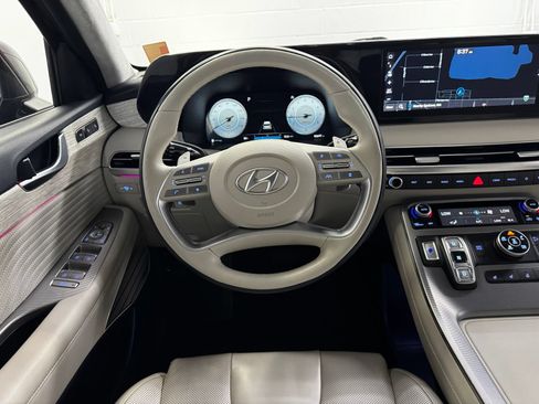 Used 2024 Hyundai Palisade Calligraphy AWD/4WD image 17