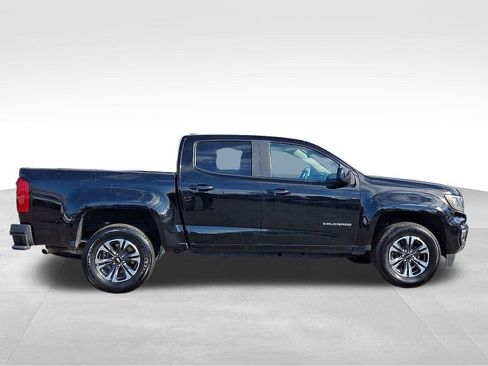 Used 2022 Chevrolet Colorado Z71 AWD/4WD image 8