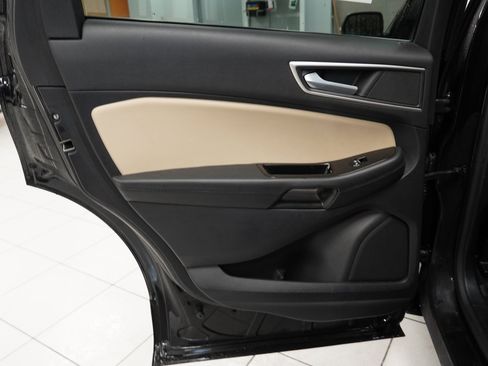 Used 2019 Ford Edge SEL w/ Equipment Group 201A image 25