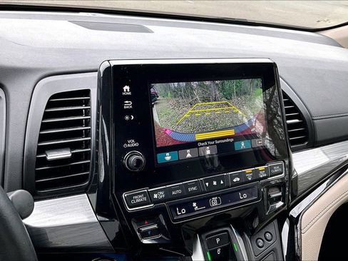 Used 2024 Honda Odyssey Elite image 13