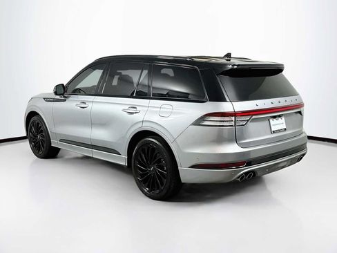 Used 2023 Lincoln Aviator Black Label AWD/4WD image 3