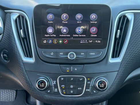 Used 2023 Chevrolet Malibu LT image 14