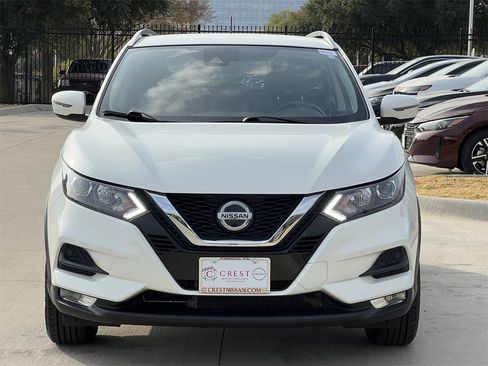Certified 2021 Nissan Rogue Sport SV image 8