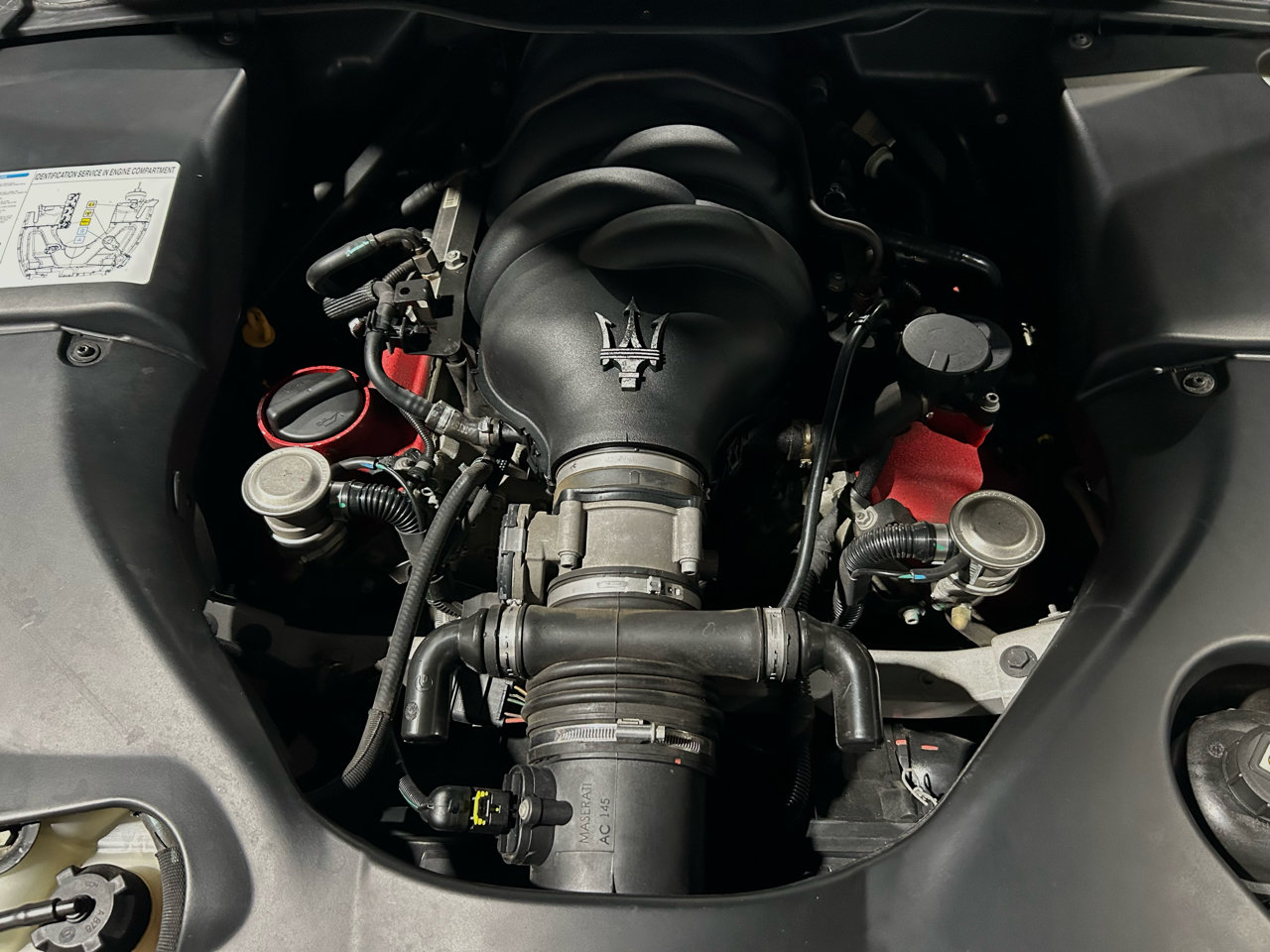 Used 2011 Maserati GranTurismo Convertible RWD image 31