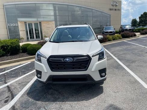 Used 2023 Subaru Forester Limited AWD/4WD image 8