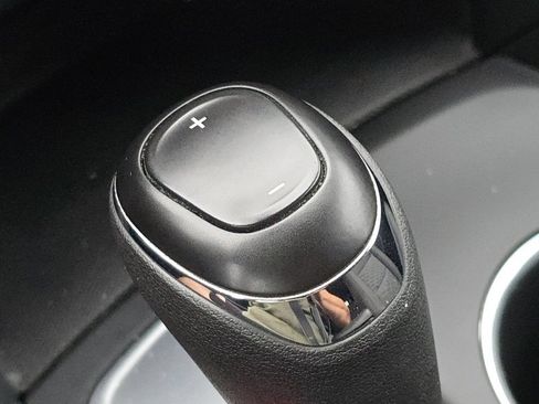 Used 2020 Chevrolet Equinox LT FWD image 31