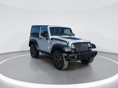 Used 2017 Jeep Wrangler Rubicon image 2