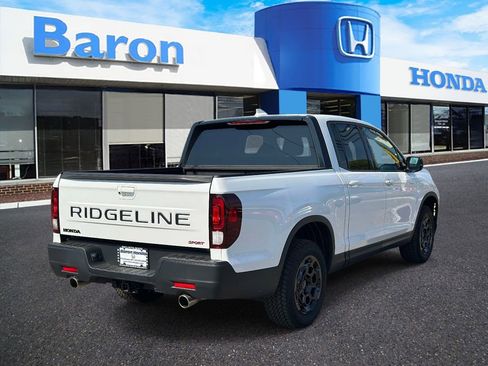 Certified 2025 Honda Ridgeline Sport+ image 5