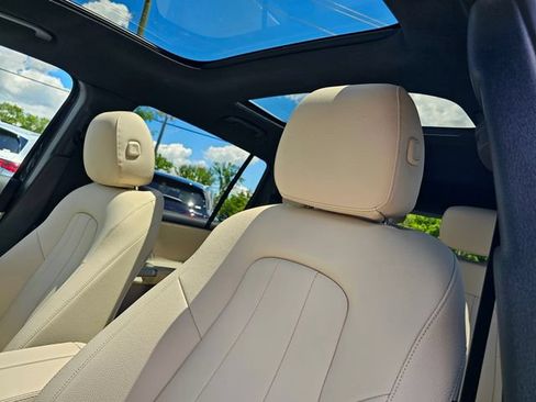 New 2026 Mercedes-Benz GLB 250 4MATIC image 17