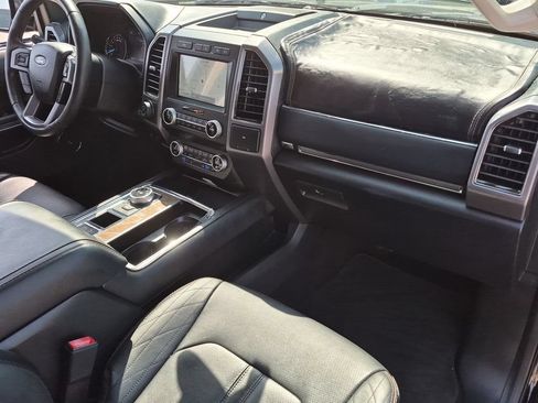 Used 2020 Ford Expedition Platinum RWD image 20