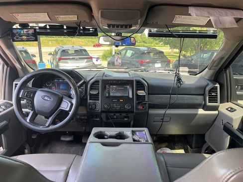 Used 2018 Ford F250 XL w/ Power Equipment Group AWD/4WD image 34