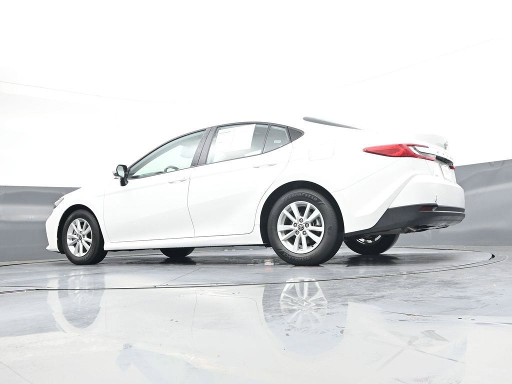 Used 2026 Toyota Camry LE FWD image 37