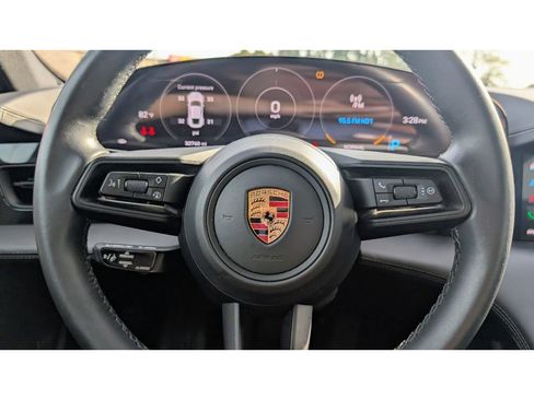 Used 2020 Porsche Taycan 4S image 20