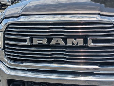 Used 2019 RAM 3500 Laramie AWD/4WD image 12