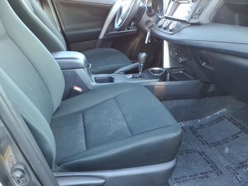 Certified 2018 Toyota RAV4 LE image 8