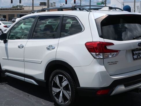 Used 2019 Subaru Forester Touring AWD/4WD image 8