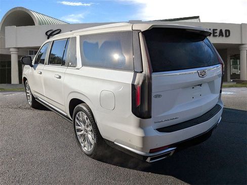 Certified 2024 Cadillac Escalade ESV Premium Luxury w/ Performance Package image 4