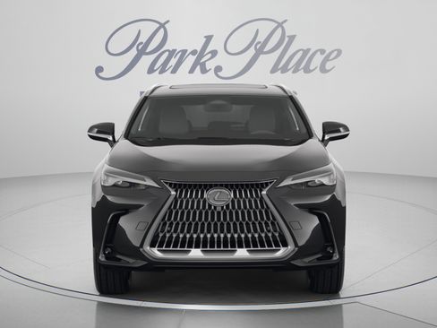 Used 2024 Lexus NX 250 FWD image 11
