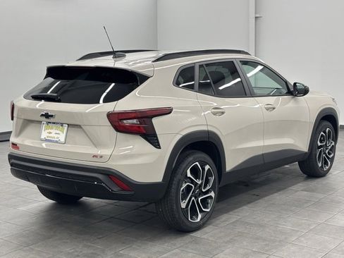 New 2026 Chevrolet Trax RS w/ Sunroof Package image 2