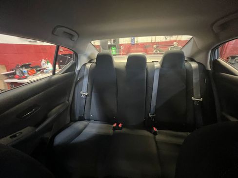Used 2025 Nissan Sentra S FWD image 36