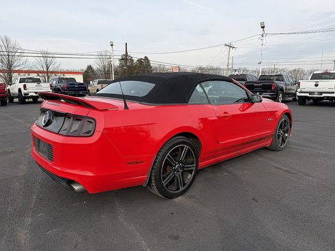 Used 2013 Ford Mustang GT Premium image 3