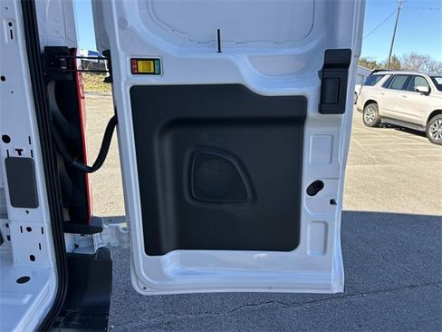 New 2025 Ford Transit 250 148 Medium Roof image 21