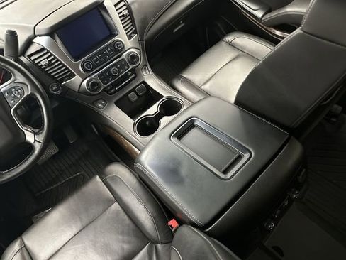 Used 2019 Chevrolet Tahoe LT w/ Luxury Package image 25