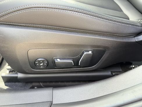 Used 2026 BMW 330i Sedan RWD image 15